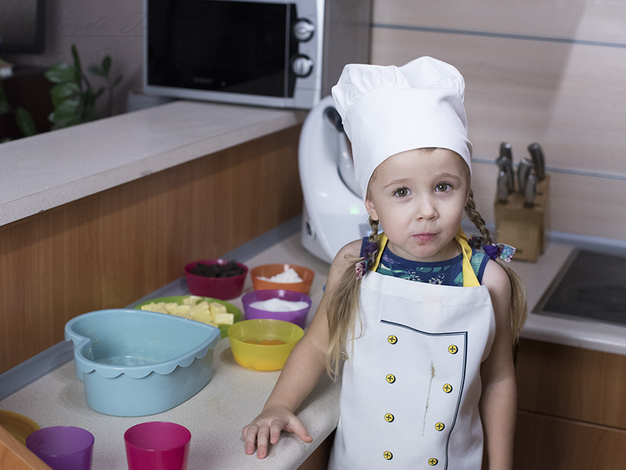 gotowanie w kuchni z dziećmi